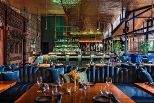 Foreign Tourists Bloody Brawl at Bali Nightspot