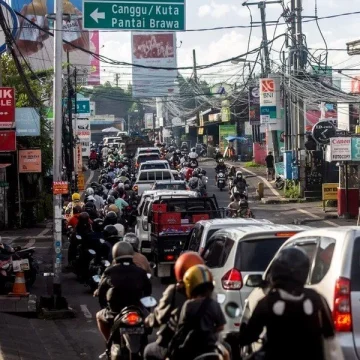 Governor Koster: Bali Needs a Stronger Island Infrastructure