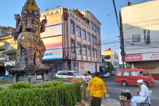 Tabanan&rsquo;s Iconic Catur Muka Statue Being Revitalized