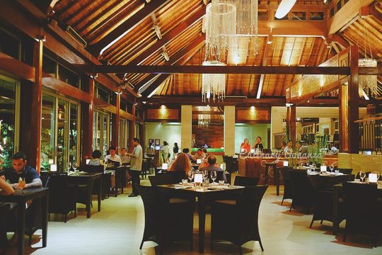 Chez Gado Gado: Iconic Bali Beachside Restaurant Destroyed by Fire