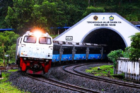 Indonesia Aims to Build a 14,000-km Railway Network.