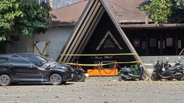 Denpasar Nightspot Lacovida Loca Raided and Closed by Bali Police